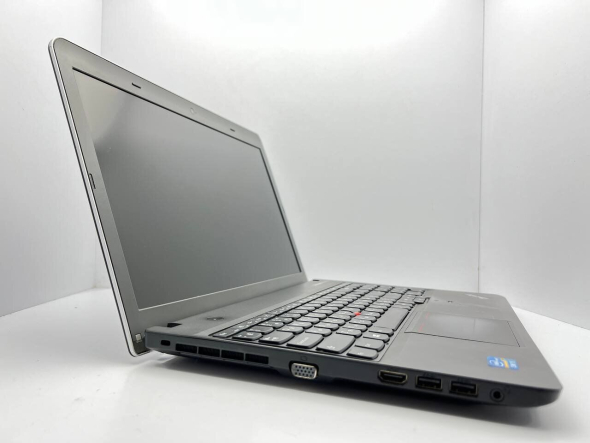Ноутбук Б класс Lenovo ThinkPad Edge E531 / 15.6&quot; (1366x768) TN / Intel Core i5-3230M (2 (4) ядра по 2.6 - 3.2 GHz) / 4 GB DDR3 / 240 GB SSD / Intel HD Graphics 4000 / WebCam / USB 3.0 / HDMI - 3