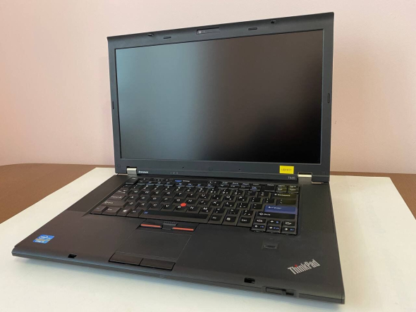 Ноутбук Б-класс Lenovo ThinkPad T520 / 15.6&quot; (1366x768) TN / Intel Core i5-2410M (2 (4) ядра по 2.3 - 2.9 GHz) / 8 GB DDR3 / 120 GB SSD / Intel HD Graphics 3000 / WebCam / DisplayPort - 2