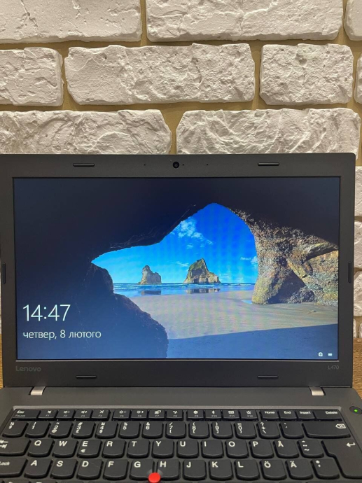 Ноутбук Lenovo ThinkPad L470 / 14&quot; (1366x768) TN / Intel Core i5-7300U (2 (4) ядра по 2.6 - 3.5 GHz) / 8 GB DDR4 / 240 GB SSD / Intel HD Graphics 620 / WebCam / Windows 10 - 3
