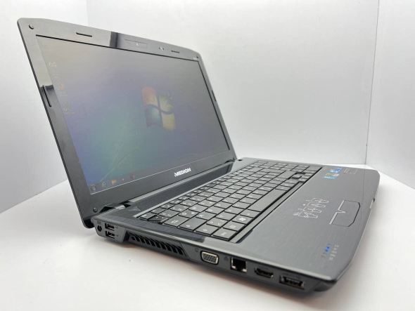 Ноутбук Medion Akoya E6622 / 15.6&quot; (1366x768) TN / Intel Core i3-350M (2 (4) ядра по 2.26 GHz) / 4 GB DDR3 / 320 GB HDD / nVidia GeForce GT 310M, 512 MB DDR3, 64-bit / WebCam - 3