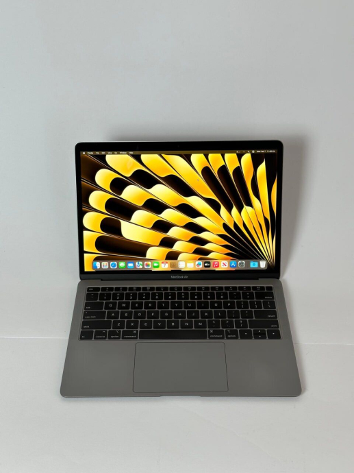 Ультрабук Apple MacBook Air 13 (2020) / 13.3&quot; (2560x1600) IPS / Apple M1 (8 ядер по 3.2 GHz) / 8 GB DDR4 / 256 GB SSD / Apple M1 Graphics / WebCam / True Tone / Touch ID / Space Gray - 3