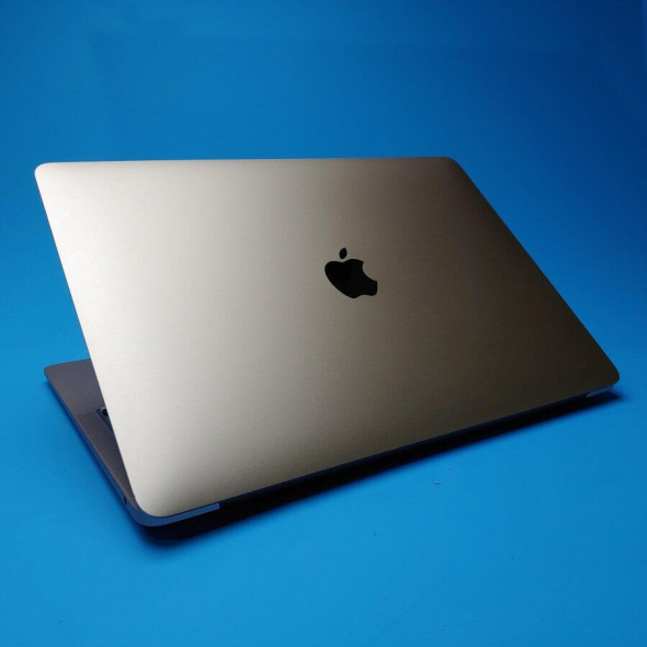 Ультрабук Apple MacBook Air 13 2020 A2337 / 13.3&quot; (2560x1600) IPS / Apple M1 (8 ядер по 2.1 - 3.2 GHz) / 16 GB DDR3 / 512 GB SSD / Apple M1 Graphics / WebCam / MacOS - 8