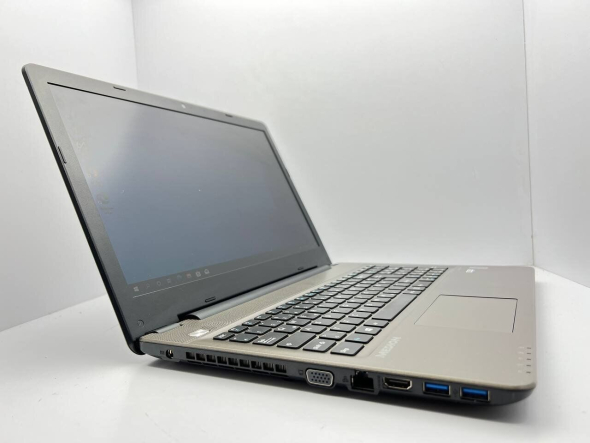 Ноутбук Medion Akoya E6415 / 15.6&quot; (1366x768) TN / Intel Core i3-5005U (2 (4) ядра по 2.0 GHz) / 4 GB DDR3 / 240 GB SSD / Intel HD Graphics 5500 / WebCam - 3