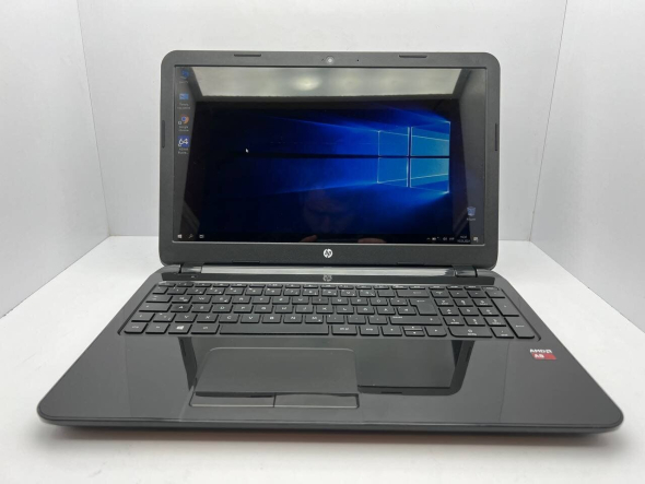 Ноутбук HP 15-g073ng / 15.6&quot; (1366x768) TN / AMD A8-6410 (4 ядра по 2.0 - 2.4 GHz) / 4 GB DDR3 / 240 GB SSD / AMD Radeon R5 Graphics / WebCam - 2