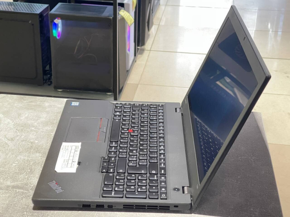 Ноутбук Lenovo ThinkPad T560 / 15.6&quot; (1920x1080) IPS / Intel Core i5-6200U (2 (4) ядра по 2.3 - 2.8 GHz) / 8 GB DDR3 / 240 GB SSD / Intel HD Graphics 520 / WebCam / Две АКБ - 4