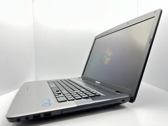 Ноутбук Б-класс Medion Akoya E7220 / 17.3&quot; (1600x900) TN / Intel Core i3-2310M (2 (4) ядра по 2.1 GHz) / 4 GB DDR3 / 500 GB HDD + 1000 GB HDD / Intel HD Graphics / WebCam / USB 3.0 - 4