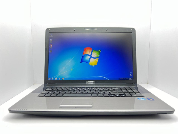 Ноутбук Б-класс Medion Akoya E7220 / 17.3&quot; (1600x900) TN / Intel Core i3-2310M (2 (4) ядра по 2.1 GHz) / 4 GB DDR3 / 500 GB HDD + 1000 GB HDD / Intel HD Graphics / WebCam / USB 3.0 - 2