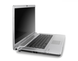 БУ Ноутбук Sony Vaio PCG-3B1L / 16.4&quot; (1600x900) TN / Intel Core 2 Duo P8600 (2 ядра по 2.4 GHz) / 4 GB DDR2 / 500 GB HDD / Intel GMA 4500 MHD / WebCam / Win 7 + Сумка из Европы в Одесі