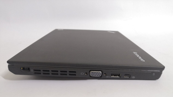 Нетбук Lenovo ThinkPad X250/ 12.5 &quot; (1366x768) TN / Intel Core i3-4030U (2 (4) ядра по 1.9 GHz) / 4 GB DDR3 / 128 GB SSD / Intel HD Graphics 4400 / WebCam / VGA / Два АКБ / Windows 10 Home - 4