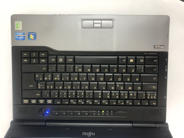 Ноутбук Fujitsu Lifebook S752 / 14&quot; (1366x768) TN / Intel Core i3-2328M (2 (4) ядра по 2.2 GHz) / 4 GB DDR3 / 320 GB HDD / Intel HD Graphics 3000 / WebCam / DVD-ROM - 8