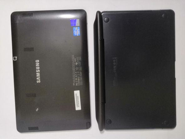Ноутбук-трансформер Б-клас Samsung ATIV Smart PC Pro 700T / 11.6&quot; (1920x1080) IPS Touch / Intel Core i5 - 3317U (2 (4) ядра по 1.7-2.6 GHz) / 4 GB DDR3 / 128 GB SSD / Intel HD Graphics 4000 / WebCam / Win 10 Pro - 7