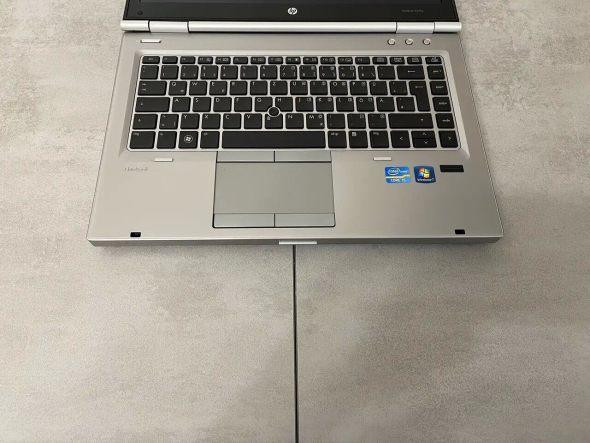 Ноутбук HP EliteBook 8460P / 14&quot; (1366x768) TN / Intel Core i5-2520M (2 (4) ядра по 2.5 - 3.2 GHz) / 8 GB DDR3 / 256 GB SSD / Intel HD Graphics 3000 / DVD-RW / DisplayPort - 6