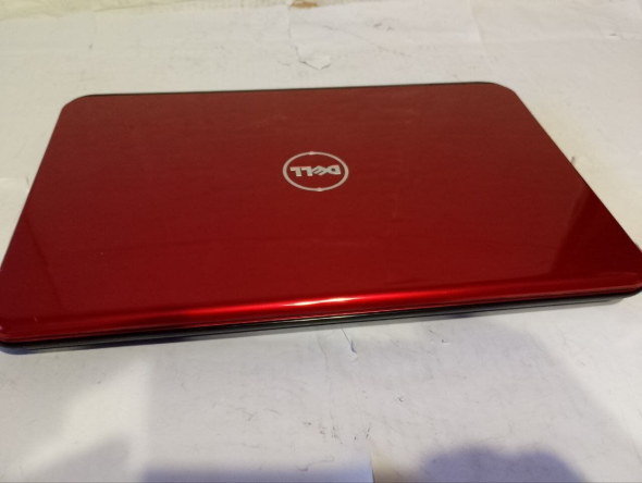 Ноутбук Б-клас Dell Inspiron N5110 Red / 15.6&quot; (1366x768) TN / Intel Pentium B960 (2 ядра по 2.2 GHz) / 4 GB DDR3 / 500 Gb HDD / AMD Radeon HD 6470M, 512 MB DDR3, 64-bit / WebCam / DVD-RW - 5