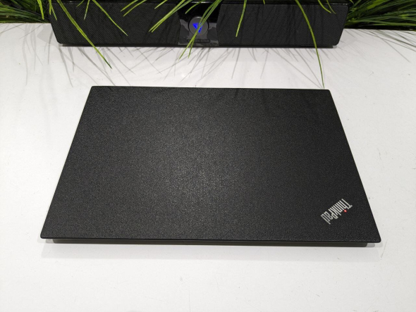 Ультрабук Lenovo ThinkPad T14s Gen 1 / 14&quot; (1920x1080) IPS / Intel Core i5-10210U (4 (8) ядра по 1.6 - 4.2 GHz) / 16 GB DDR4 / 256 GB SSD / Intel UHD Graphics / WebCam / FingerPrint - 5