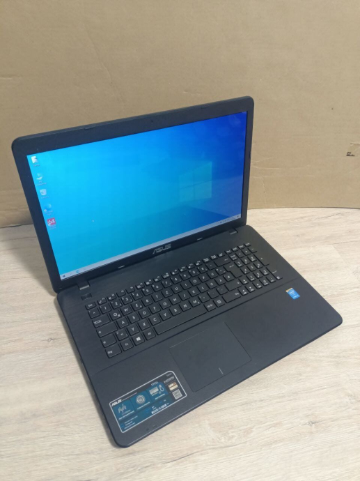 Ноутбук Asus F751L / 17.3&quot; (1600x900) TN / Intel Core i3-5005U (2 (4) ядра по 2.0 GHz) / 8 GB DDR3 / 128 GB SSD / Intel HD Graphics 5500 / WebCam / VGA - 5