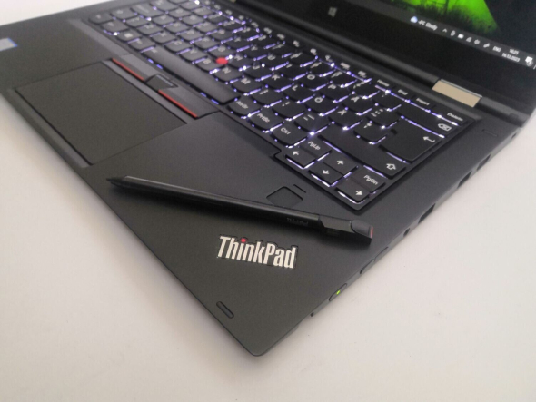 Ультрабук-трансформер Lenovo ThinkPad X1 Yoga G1 / 14&quot; (2560x1440) IPS Touch / Intel Core i5-6300U (2 (4) ядра по 2.4 - 3.0 GHz) / 8 GB DDR3 / 256 GB SSD / Intel UHD Graphics 520 / WebCam / Win 10 Pro - 8