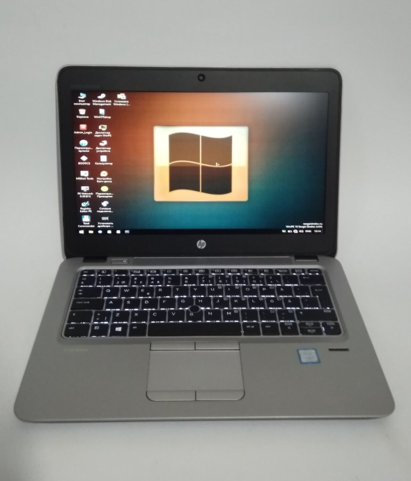 Нетбук HP EliteBook 820 G4 / 12.5&quot; (1920x1080) IPS / Intel Core i5-7200U (2 (4) ядра по 2.5 - 3.1 GHz) / 8 GB DDR3 / 256 GB SSD / Intel HD Graphics 620 / WebCam / Win 10 Pro - 2