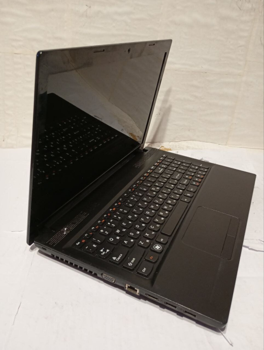 Ноутбук Б-клас Lenovo IdeaPad N580 / 15.6&quot; (1366x768) TN / Intel Pentium B960 (2 ядра по 2.2 GHz) / 8 GB DDR3 / 250 GB HDD / Intel HD Graphics / WebCam / DVD-ROM - 3