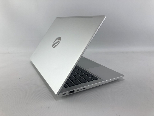 Ультрабук HP EliteBook 430 G8 / 13.3&quot; (1920x1080) IPS / Intel Core i5-1135G7 (4 (8) ядра по 2.4 - 4.2 GHz) / 16 GB DDR4 / 240 GB SSD / Intel Iris Xe Graphics / WebCam - 4