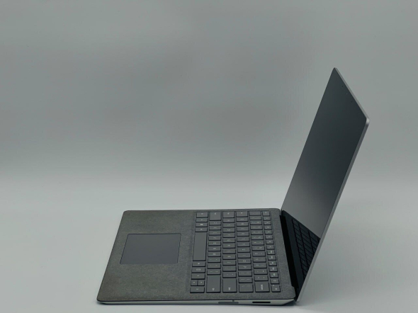 Ультрабук Microsoft Surface Laptop 2 1769 / 13.5&quot; (2256x1504) IPS / Intel Core i7-8650U (4 (8) ядра по 1.9 - 4.2 GHz) / 16 GB DDR3 / 480 GB SSD / Intel UHD Graphics 620 / WebCam - 4