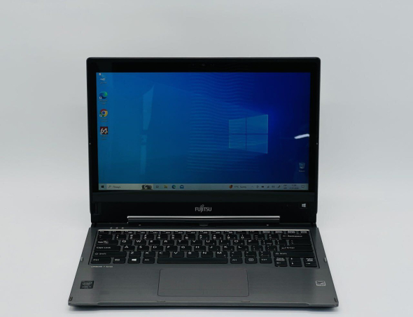 Ноутбук-трансформер Б-класс Fujitsu LifeBook T935 / 13.3&quot; (2560x1440) IPS Touch / Intel Core i5-5300U (2 (4) ядра по 2.3 - 2.9 GHz) / 8 GB DDR3 / 250 GB SSD / Intel HD Graphics 5500 / WebCam - 2