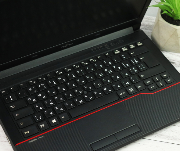 Ноутбук 14&quot; Fujitsu LifeBook E546 Intel Core i5-6200U 8Gb RAM 256Gb SSD FullHD IPS - 9