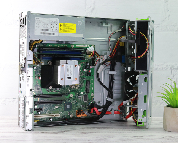 Системный блок Fujitsu Esprimo E710 E90+ SFF Intel Core i5-3470 8Gb RAM 120Gb SSD - 4