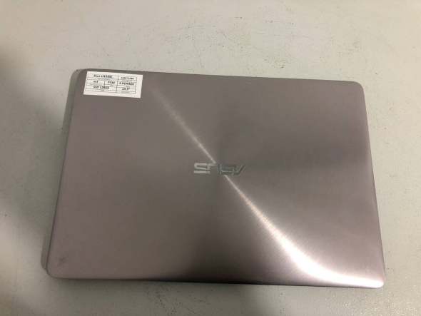 Ультрабук Asus ZenBook UX330C / 13.3&quot; (1920x1080) TN / Intel Core m3-7Y30 (2 (4) ядра по 1.0 - 2.6 GHz) / 4 GB DDR4 / 128 GB SSD / Intel HD Graphics 615 / WebCam / Micro-HDMI - 5