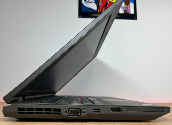 Ноутбук Lenovo ThinkPad L540 / 15.6&quot; (1366x768) TN / Intel Core i5-4200M (2 (4) ядра по 2.5 - 3.1 GHz) / 8 GB DDR3 / 500 GB HDD / WebCam / Windows 10 PRO Lic - 6