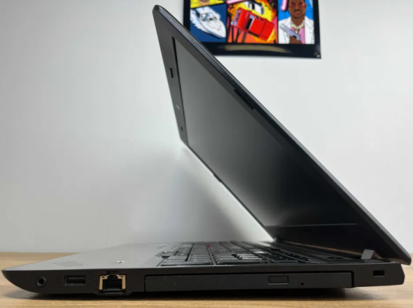 Ноутбук Lenovo ThinkPad E570 / 15.6&quot; (1366x768) TN / Intel Core i3-6006U (2 (4) ядра по 2.0 GHz) / 8 GB DDR4 / 500 GB HDD / WebCam / Fingerprint / Windows 10 PRO Lic - 7