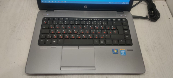 Ноутбук Б-клас HP EliteBook 840 G1 / 14&quot; (1366x768) TN / Intel Core i7 - 4600U (2 (4) ядра по 2.1-3.3 GHz) / 8 GB DDR3 / 256 GB SSD / AMD Radeon HD 8750M, 1 GB DDR5, 128-bit / WebCam - 3