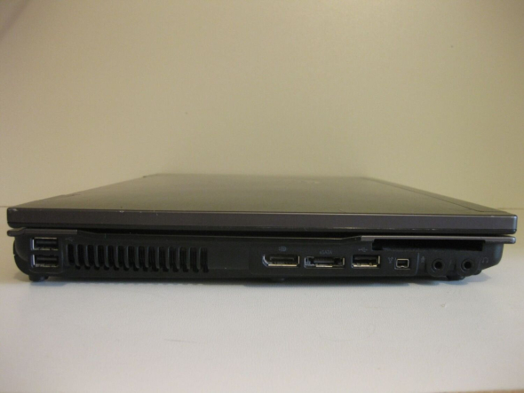 Ноутбук HP EliteBook 8540w / 15.6&quot; (1600x900) TN / Intel Core i7-640M (2 (4) ядра по 2.8 - 3.46 GHz) / 8 GB DDR3 / 500 GB HDD / nVidia Quadro FX 880M, 1 GB GDDR3, 128-bit / WebCam / DVD-RW - 4