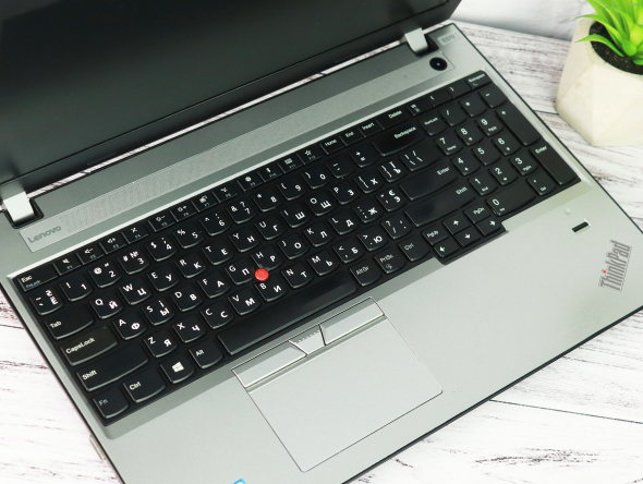 Ноутбук 15.6&quot; Lenovo ThinkPad E570 Intel Core i5-7200U 16Gb RAM 1Tb SSD NVMe - 9