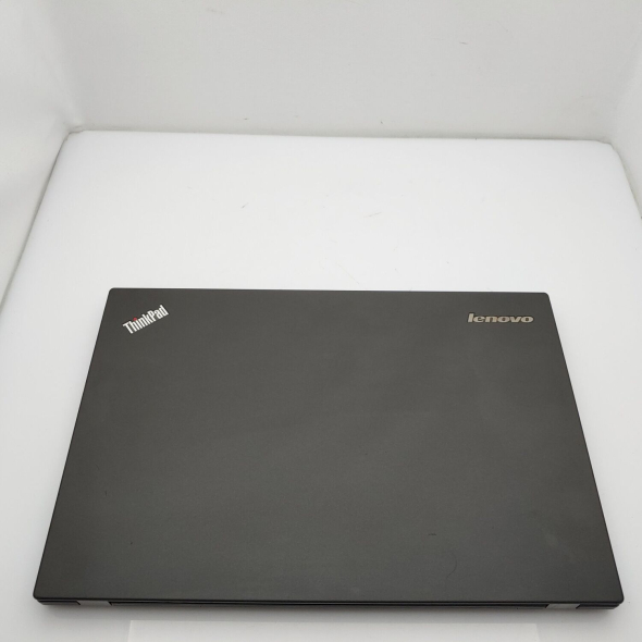 Ноутбук Б класс Lenovo ThinkPad T550 / 15.6&quot; (1366x768) TN / Intel Core i5-5300U (2 (4) ядра по 2.3 - 2.9 GHz) / 8 GB DDR3 / 240 GB SSD / WebCam / USB 3.0 / HDMI - 3