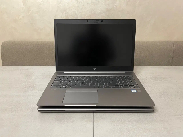 Ноутбук HP Zbook 15u G5 / 15.6&quot; (1920x1080) IPS / Intel Core i7-8650U (4 (8) ядра по 1.9 - 4.2 GHz) / 16 GB DDR4 / 512 GB SSD M.2 / Intel UHD Graphics 620 / USB 3.1 / HDMI - 5