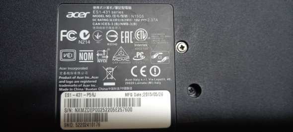 Ноутбук Б-класс Acer Aspire ES1-431 / 14&quot; (1366x768) TN / Intel Pentium N3700 (4 ядра по 1.6 - 2.4 GHz) / 8 GB DDR3 / 500 GB HDD / Intel HD Graphics / WebCam - 8