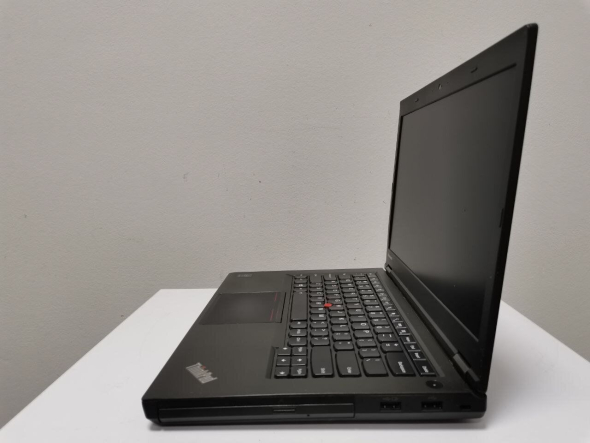 Ноутбук Lenovo ThinkPad T440p / 14&quot; (1366x768) TN / Intel Core i5-4210M (2 (4) ядра по 2.6 - 3.2 GHz) / 8 GB DDR3 / 120 GB SSD / Intel HD Graphics 4600 / WebCam / DVD-ROM / miniDP - 4