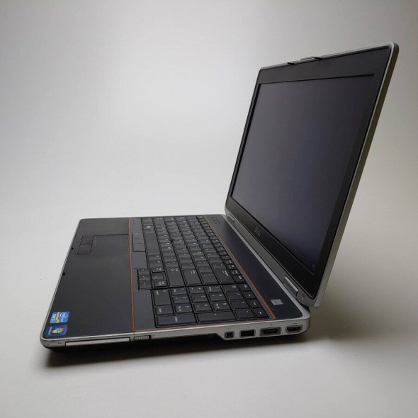 Ноутбук Dell Latitude E6520 / 15.6&quot; (1366x768) TN / Intel Core i5-2520M (2 (4) ядра по 2.5 - 3.2 GHz) / 8 GB DDR3 / 240 GB SSD / nVidia NVS 4200M, 1 GB DDR3, 64-bit / DVD-ROM / Win 10 Pro - 5