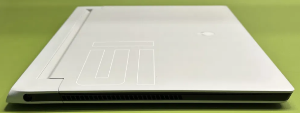 Игровой ноутбук Dell Alienware x15 R1 / 15.6&quot; (1920x1080) IPS / Intel Core i7-11800H (8 (16) ядер 2.3 - 4.6 GHz) / 16 GB DDR4 / 1000 GB SSD / nVidia GeForce RTX 3070, 8 GB GDDR6, 256-bit / WebCam - 4