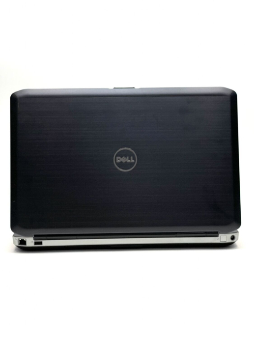 Ноутбук А-класс Dell Latitude E5530 / 15.6&quot; (1366x768) TN / Intel Core i5-3210M (2 (4) ядра по 2.5 - 3.1 GHz) / 8 GB DDR3 / 128 GB SSD / Intel HD Graphics 4000 / WebCam / DVD-RW - 3