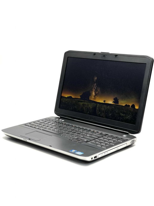 Ноутбук А-класс Dell Latitude E5530 / 15.6&quot; (1366x768) TN / Intel Core i5-3210M (2 (4) ядра по 2.5 - 3.1 GHz) / 8 GB DDR3 / 128 GB SSD / Intel HD Graphics 4000 / WebCam / DVD-RW - 5