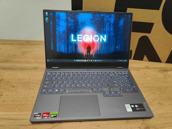 Новый игровой ноутбук Lenovo Legion 5 / 16&quot; (2560x1600) IPS / AMD Ryzen 7 7735HS (8 (16) ядер по 3.2 - 4.75 GHz) / 16 GB DDR4 / 512 GB SSD / nVidia GeForce RTX 4060, 8 GB GDDR6, 128-bit / WebCam - 2