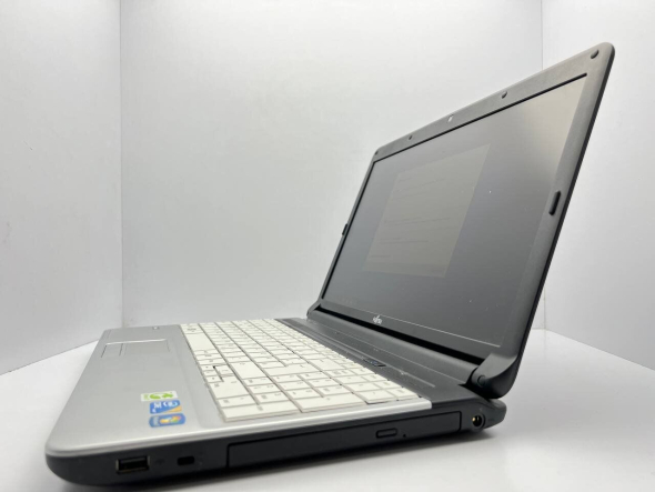 Ноутбук Б-класс Fujitsu LifeBook A530 / 15.6&quot; (1366x768) TN / Intel Core i5-450M (2 (4) ядра по 2.4 - 2.66 GHz) / 4 GB DDR3 / 240 GB SSD / Intel HD Graphics / WebCam - 4