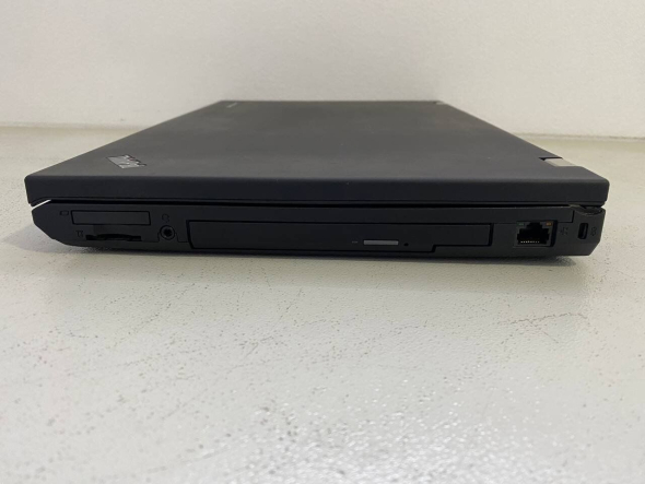 Ноутбук Lenovo ThinkPad T530 / 15.6&quot; (1600x900) TN / Intel Core i7-3520M (2 (4) ядра по 2.9 - 3.6 GHz) / 8 GB DDR3 / 240 GB SSD / Intel HD Graphics 4000 / DVD-ROM / VGA - 5