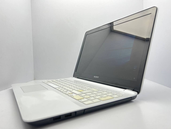 Ноутбук Б-класс Sony Vaio SVF152C29M / 15.6&quot; (1366x768) TN / Intel Pentium 2117U (2 ядра по 1.8 GHz) / 4 GB DDR3 / 320 GB HDD / Intel HD Graphics 2500 / WebCam - 4