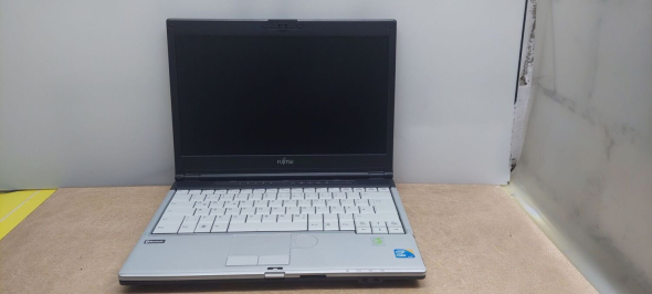 Ноутбук Fujitsu LifeBook S760 / 13&quot; (1366x768) TN / Intel Core i5-520M (2 (4) ядра по 2.4 - 2.93 GHz) / 4 GB DDR3 / 120 GB SSD / Intel HD Graphics - 2