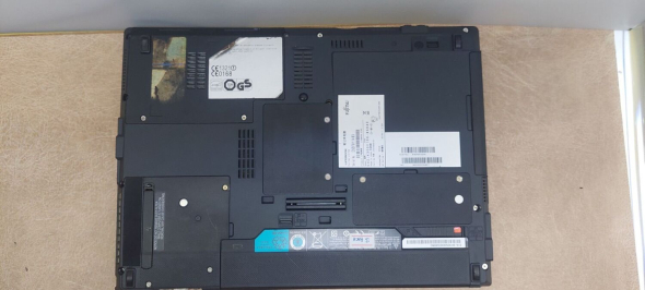 Ноутбук Fujitsu LifeBook S760 / 13&quot; (1366x768) TN / Intel Core i5-520M (2 (4) ядра по 2.4 - 2.93 GHz) / 4 GB DDR3 / 120 GB SSD / Intel HD Graphics - 9